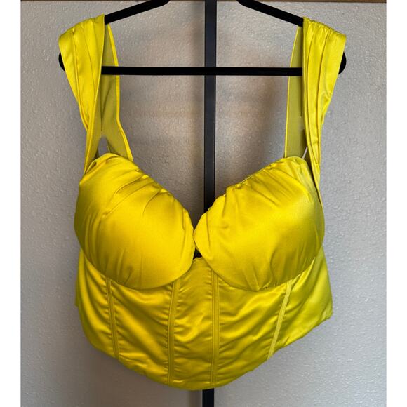 PrettyLittleThing Plus Chartreuse Satin Ruched Bust Corset Top US 24 NWT - Picture 3 of 8